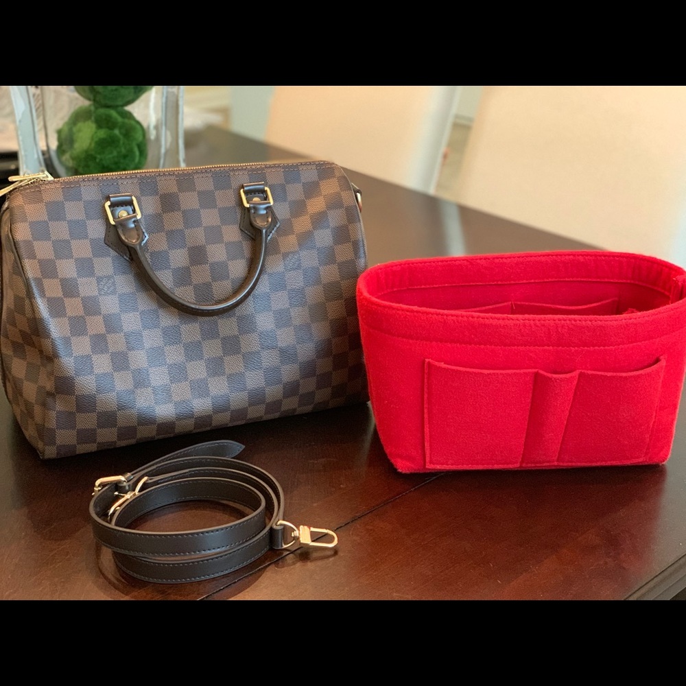 SOLD LOUIS VUITTON SPEEDY BANDOULIÈRE 30